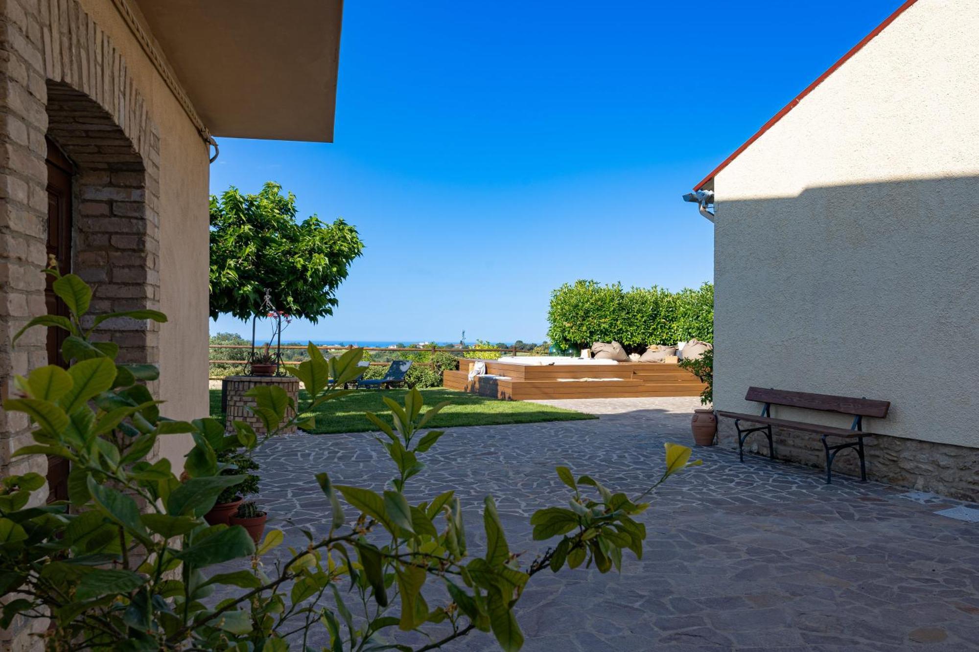 Villa Carulli - Yourplace Abruzzo Villa Caldari Exterior foto